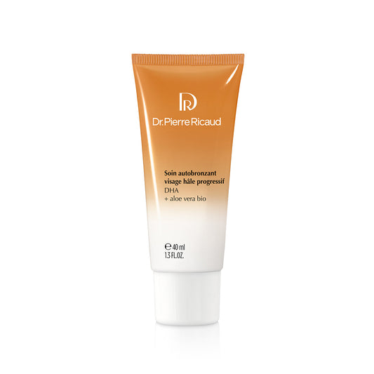 P129 C10 SOIN AUTOBRONZANT VISAGE
