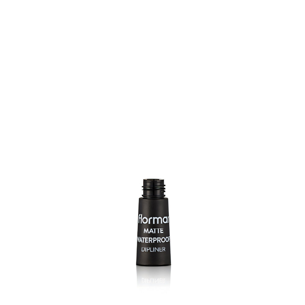 MATTE WATERPROOF DIPLINER 2,5 ML