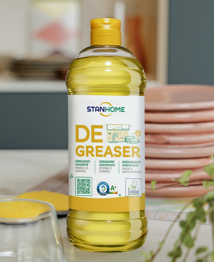 <p><strong>Desengrasa y elimina</strong></p>